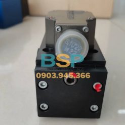 van-thuy-luc-servo-rexroth-4ws2em10-52-75b11et315k31ev-1